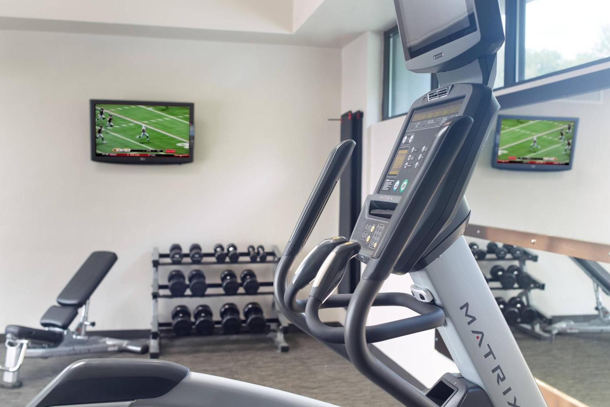 Courtyard By Marriott Raleigh Cary Hotel Ngoại thất bức ảnh